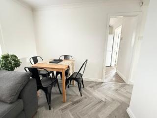 4 Bed House Port Talbot - Perfect For Contractors - Port Talbot - 6