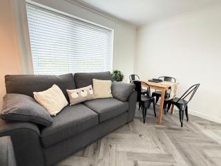 4 Bed House Port Talbot - Perfect For Contractors - Port Talbot - 3