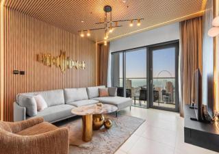 Novity Luxury Vida Marina 2BR Sea View 36th Floor - 9