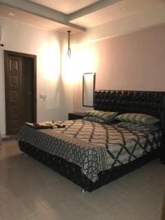 Family Pearly Gates E-11 2BHK - Islamabad - 5