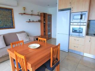 Apartamento con vistas al mar, se admiten mascotas y aparcamiento en Llançà - ES-170-15 - Llançà - 1