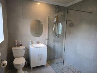 Private Bryanston Cottage, Garden, Uncapped Wi-Fi - Johannesburg - 3