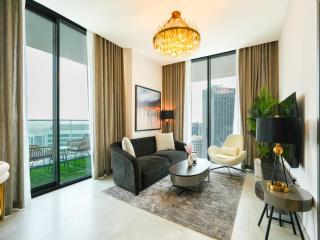 Luxury Smart 1BR -High Floor Business Bay Views - 8