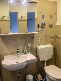 Einliegerwohnung am Stadtrand von Nürtingen - buchbar ab 4 Tagen - Privatunterkunft - 5