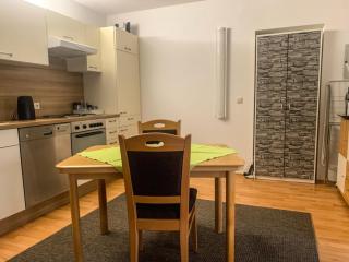 Einliegerwohnung am Stadtrand von Nürtingen - buchbar ab 4 Tagen - 1