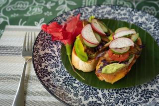 HAKS Boutique B&B with Pool & Farm-to-Table Dining - 3