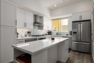 The Sixth Sense- A 4 Story Urban Oasis - 1