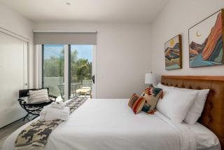 The Sixth Sense- A 4 Story Urban Oasis - 7