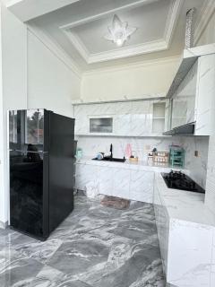 Teras Luhur Villa dengan Jacuzzi - - 1