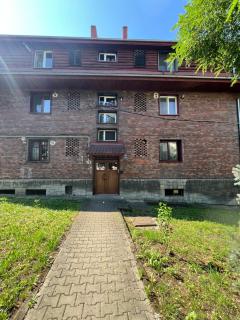 Apt Iasmina 2 Universitate - Petroşani - 2