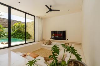 2 bedroom villa with large garden and near Canggu - 7