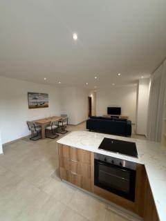 Fully Furnished - Studio Apartment - 9