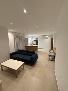 Fully Furnished - Studio Apartment - 5