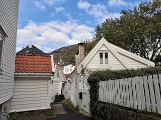 Super cozy in picturesque street - Lii - 4