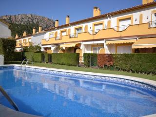 Casa con Piscina, Cerca de la Playa y del Centro - L'Estartit - ES-323-32 - 0