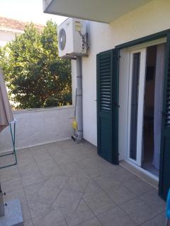 Apartman i soba Nina - Supetar - 2