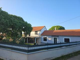 Holiday Home Nena - Drniš - 4