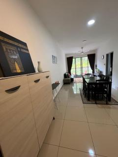 Palas Horizon, Cozy Apartment 3Bedroom near Kea Farm Market - 6