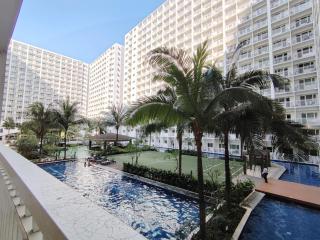 Shore 1 Residences - 2 Bedroom with Pool view Near Moa and Naia - Manila - 9