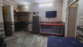 Comfortable Stay in New Delhi near Kirti Nagar - New Delhi - 1