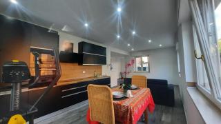 Monty's House - 6