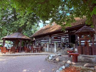 Motel Charlie - Kovač - 0