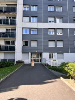 T1 en rez de chaussée avec parking privé - 1