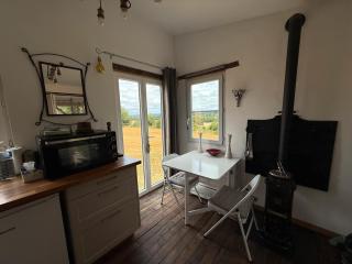 Tiny house bord de l'étang - Iri - 7