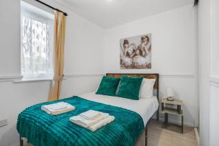Hidden Gem by the Canal 10 Mins to Central London & Hotspur stadium with Parking - 9
