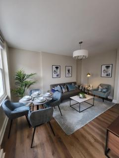 1 Bed Apartment Russell Square - London - 2