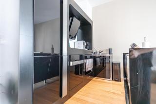 Modern 1BR &1LR Apartment in Viennas Downtown - 4