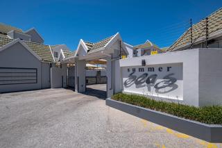 Beach life - Summerstrand - 8