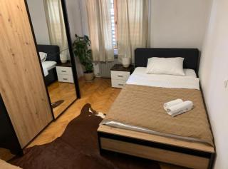 Luxury Apartment Ivo with Jacuzzi near the beach - Podstrana - 1