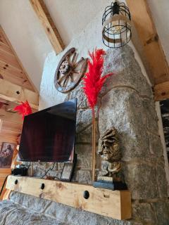 Chalet Wood Magic - 4