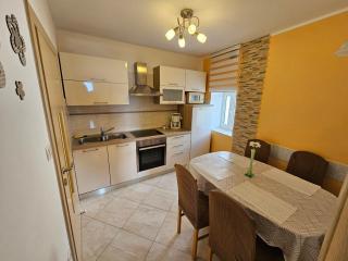 Apartments Lucija - Baška - 8