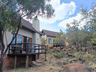 Eclectic Safari Lodge - 2