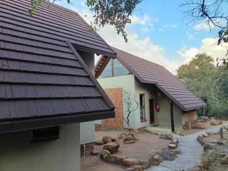 Eclectic Safari Lodge - Mabula - 1
