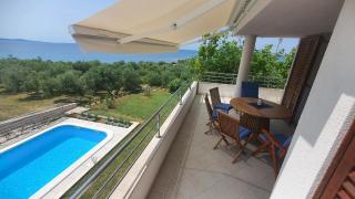 Coast Secluded House with Heated Pool - 3