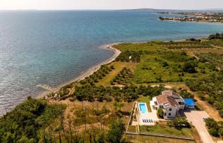 COASTAL House - Heated Pool - 0