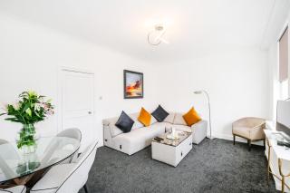 Park Lane Apartment - 1