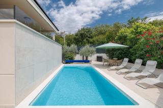 Lulani Soline Pool Apartment - 5