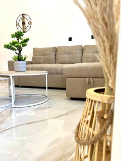 Your Stylish Home near Centre - 5