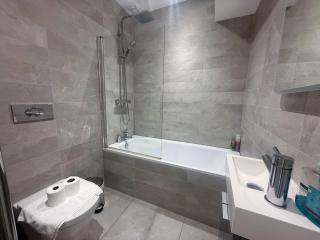 Seafront Two Bedrooms Two bathrooms slp 5 - 7