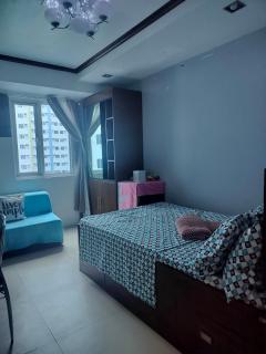 Relax in Style at Our Quezon City Condo Retreat - Manila - 1