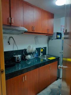 Modern Condo in Quezon City with Private Pool and City Views - 5
