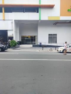 Cozy Condo in Quezon City with Private Pool - 1