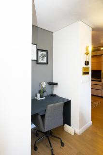2-Bedroom Getaway- Comfort and Style - Trofwi - 3