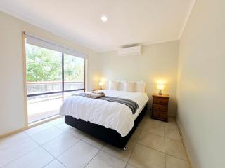 Sweet Home at Carrum Downs - 3