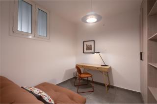 2BR Designer Apt Near Metro With Private Garden - Atene - 4