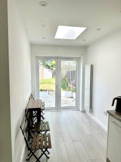 Spacious 2-Bed Home with Garden - 2